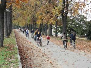 Xtrallusion photo gallery of Italy. Photos, pictures, images and photographs of the Italian Rivieras, the Italian Lakes, the Italian Alps, the Cinque Terre, the Amalfi coast and some of the most beautiful corners of Italy. Plus photos of Italian cities such as Pisa, Milan, Genoa and Rome.